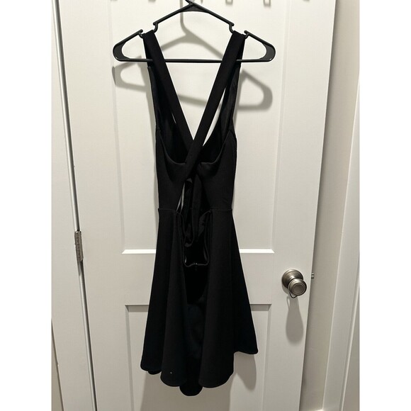 Lulus Going Steady Black Backless Skater Dress Low V-Neck Mini Sleeveless Size L - Picture 4 of 5